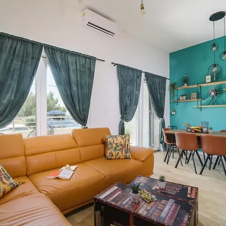 Cozy Apartment Split Exterior photo